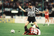 Zidane vs. Roberto Baggio - Calcio 97